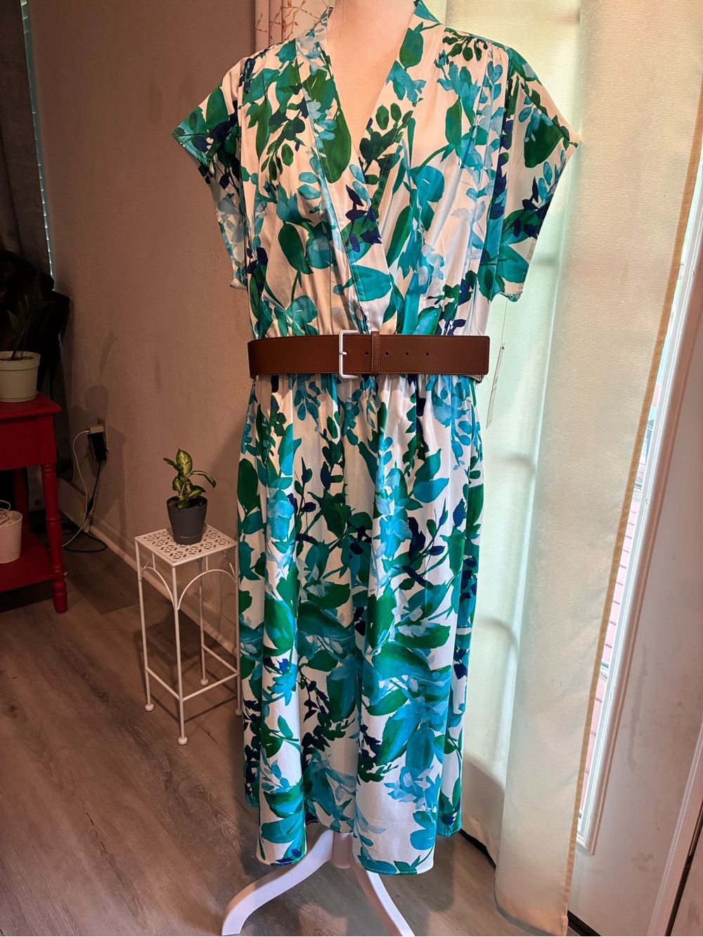 Calvin Klein Teal & Green Leaf-Print Midi Dress